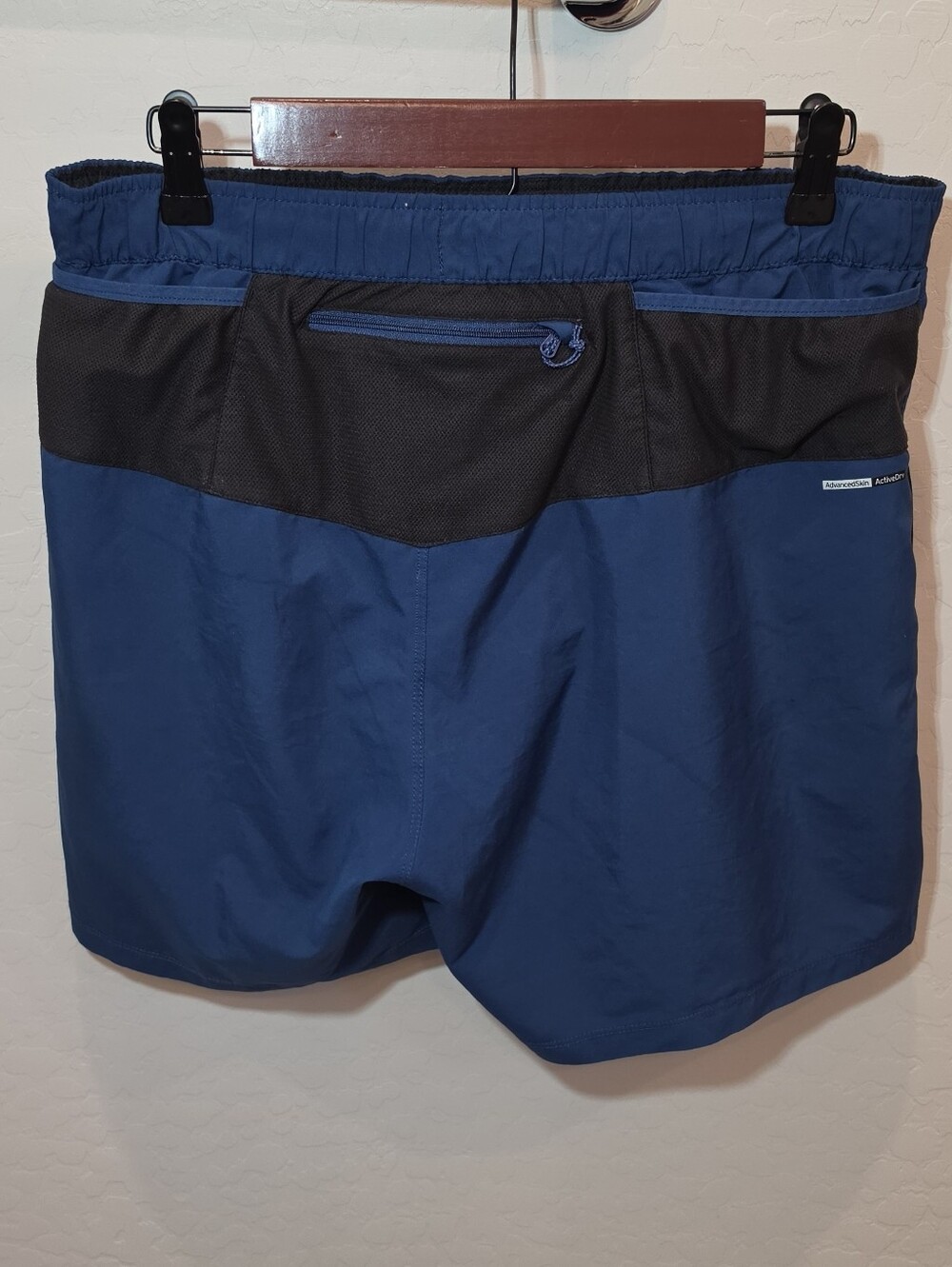Salomon men's athletic shorts - Picture 4 of 13